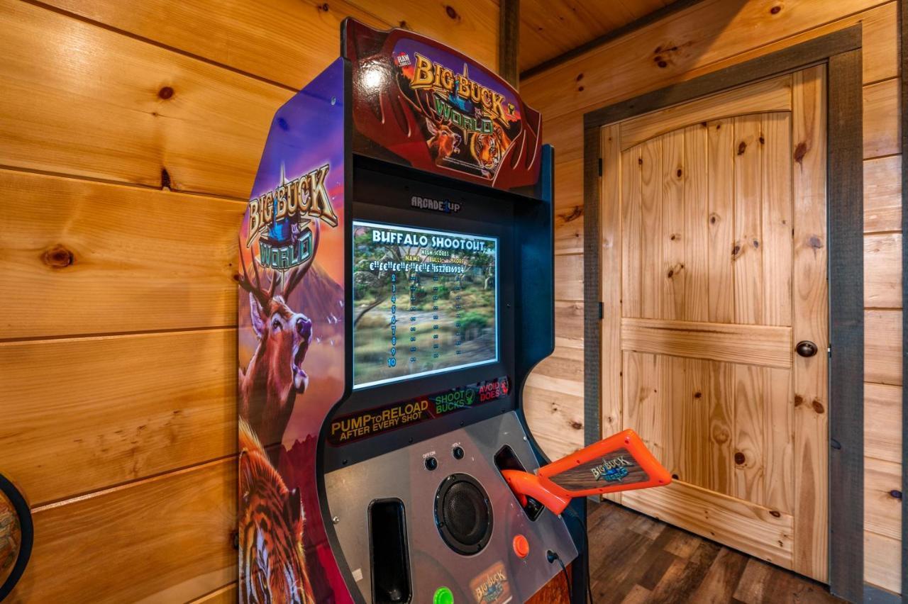 2021 Cabin - Gorgeous Fall Views, GameRm, HotTub, Xbox, Bears, Gatlinburg 10min&Ober 5min Exterior foto