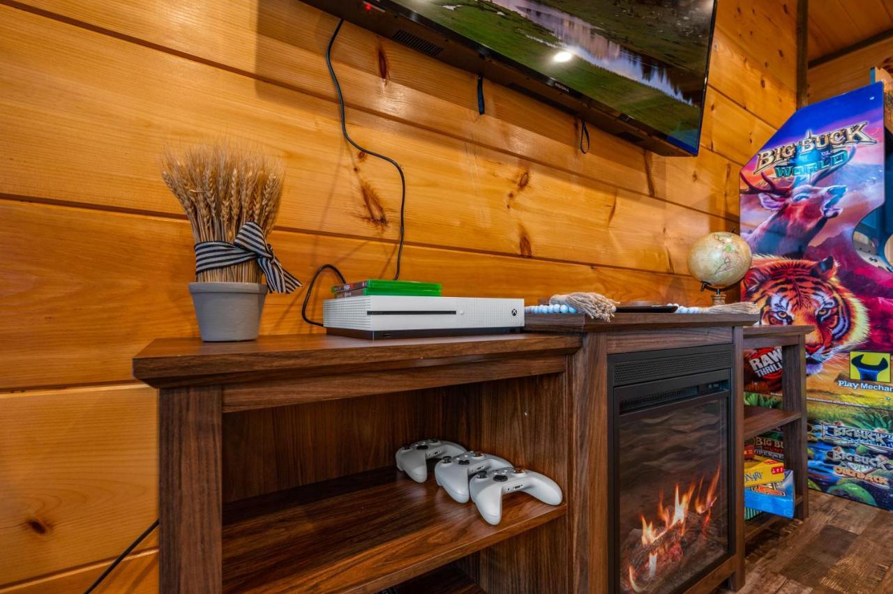 2021 Cabin - Gorgeous Fall Views, GameRm, HotTub, Xbox, Bears, Gatlinburg 10min&Ober 5min Exterior foto