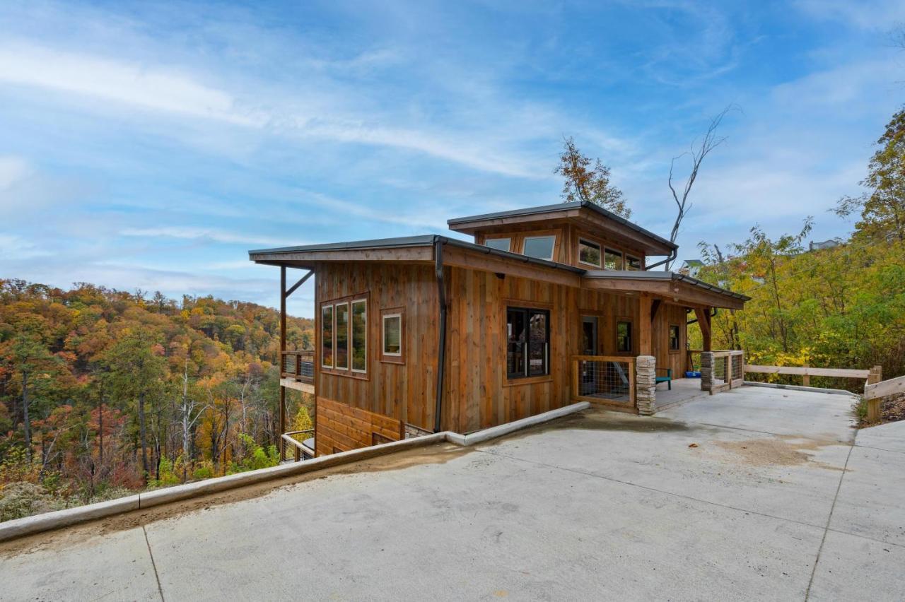 2021 Cabin - Gorgeous Fall Views, GameRm, HotTub, Xbox, Bears, Gatlinburg 10min&Ober 5min Exterior foto